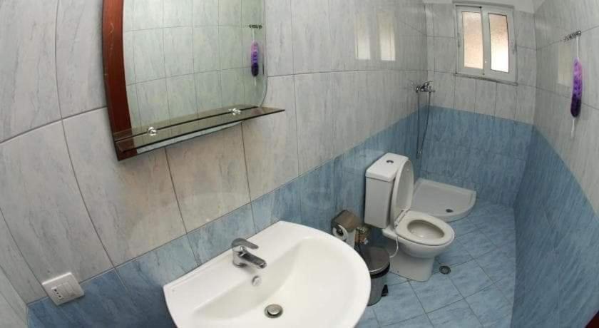 Sea View Apartments Saranda Bagian luar foto